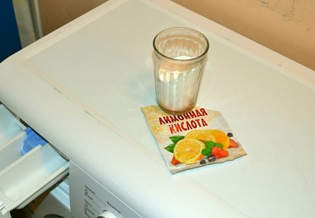 combien d'acide citrique mettre dans la machine à laver contre le calcaire